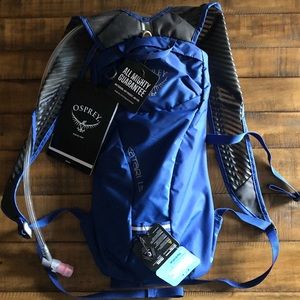 Osprey Katari 1.5L Camelbak Pack